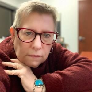 Meet your Posher, April